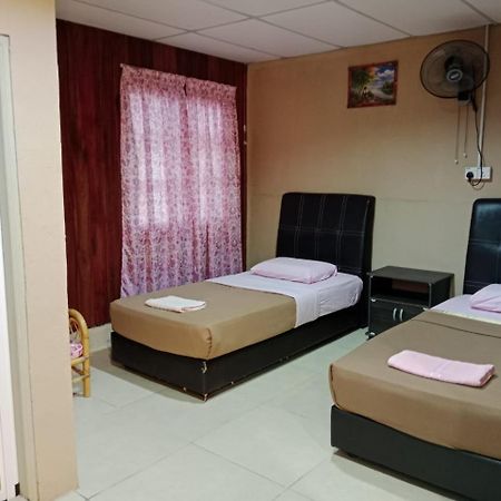 Ayah Perhentian Hostel Kampong Pasir Hantu Exterior photo