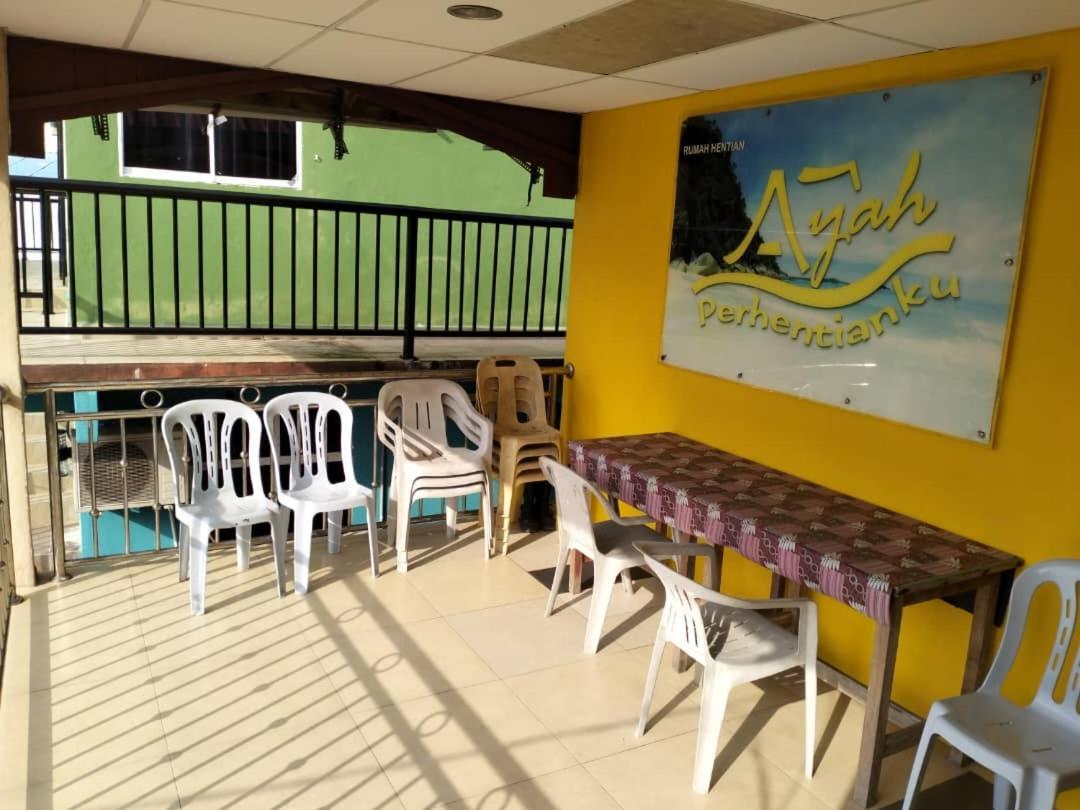 Ayah Perhentian Hostel Kampong Pasir Hantu Exterior photo